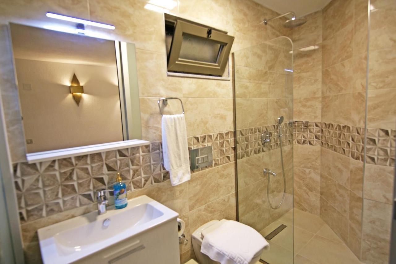 Villa With A Private Heated Pool, Jacuzzi, Overlooking Spectacular Views Of The Sea Kaş Ngoại thất bức ảnh