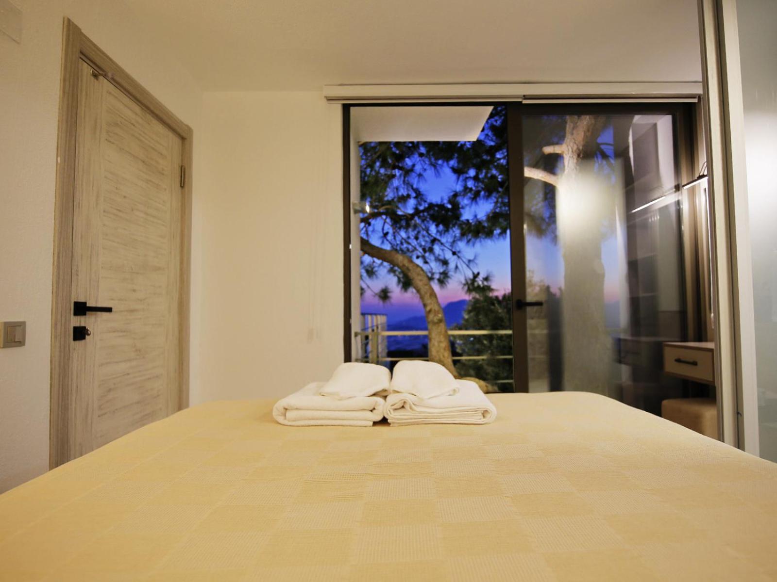 Villa With A Private Heated Pool, Jacuzzi, Overlooking Spectacular Views Of The Sea Kaş Ngoại thất bức ảnh